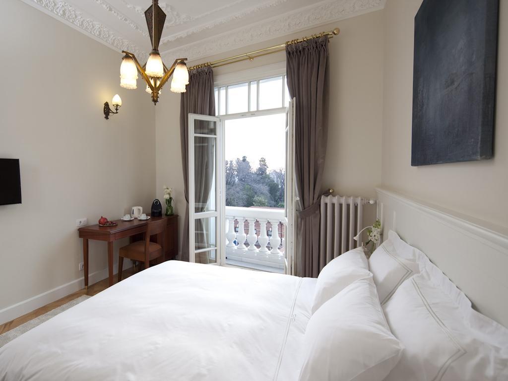 Armada Istanbul Pera Hotel Room photo
